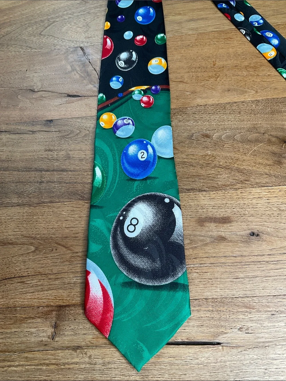 Vintage 80s/90s Men’s Tie Billiards Pool Ball Novelty by Addiction necktie Color